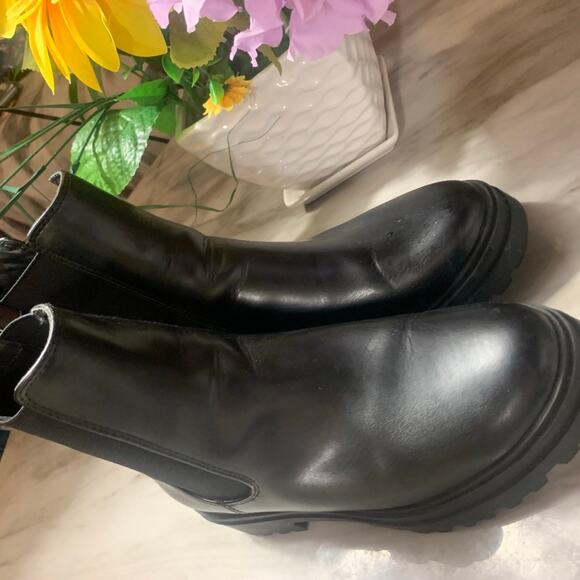 Women’s boots size 8 good co - Picture 2 of 4